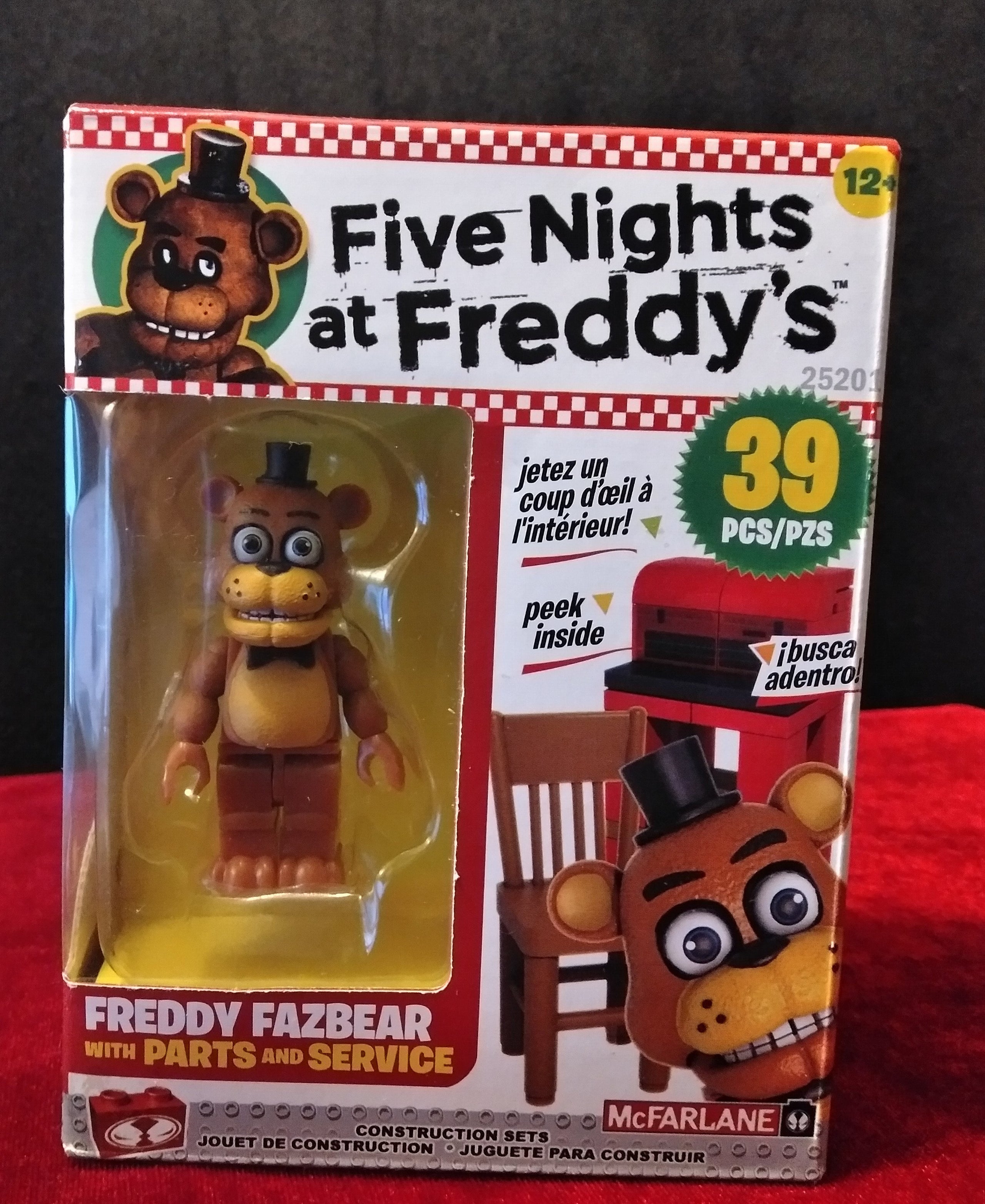Five Nights At Freddy's Freddy Fazbear With Parts and Service McFARLANE  25201